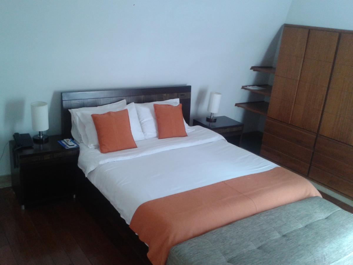 بوغوتا Prisma Suites Chico 94 الغرفة الصورة